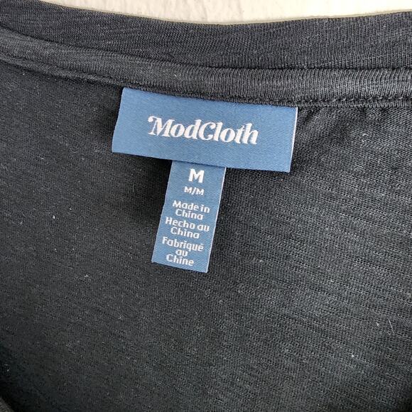 NEW Modcloth Endless Possibilities Pocket Short Sleeve T-Shirt Top Black - Picture 7 of 9